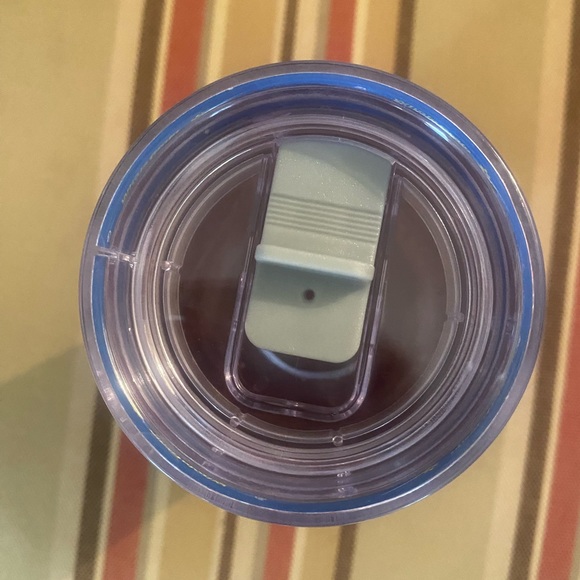 Honey Nut Cheerios Collectible cup with lid - Picture 2 of 4